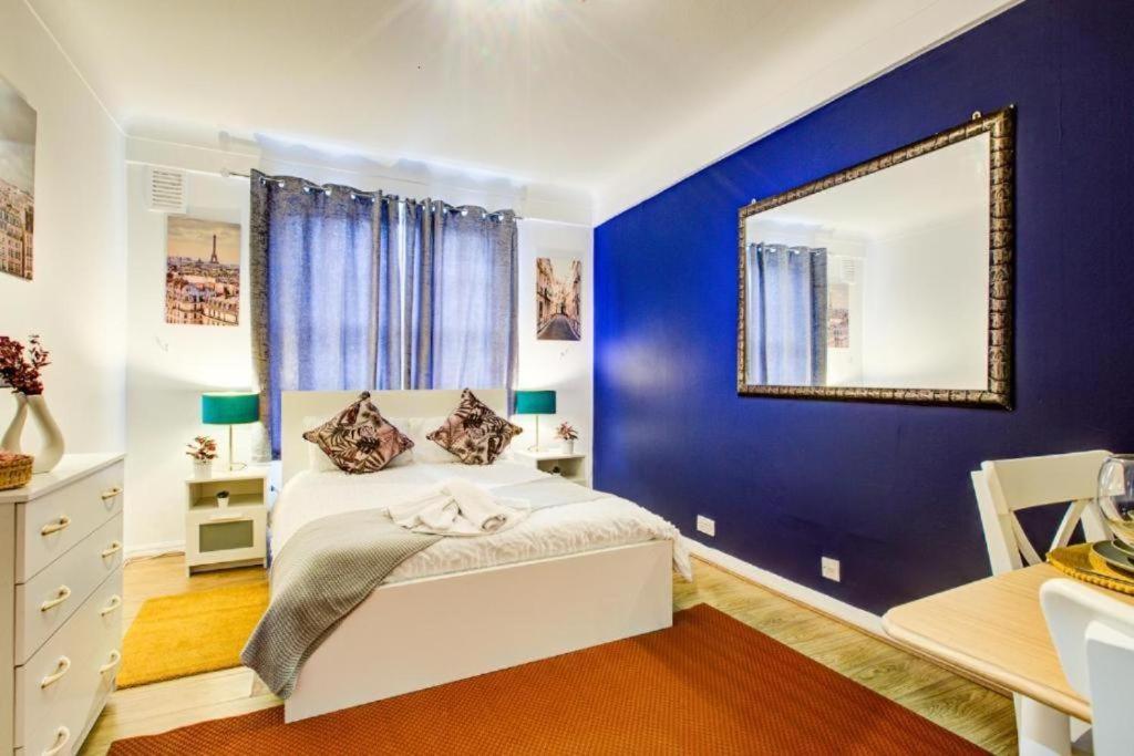 Appartamento Park Lane Beautiful Londra